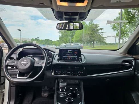 Used 2023 Nissan Rogue SL AWD/4WD image 30