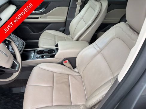 Used 2022 Lincoln Corsair Reserve w/ Equipment Group 201A AWD/4WD image 10