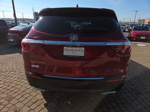 Used 2022 Buick Enclave Premium w/ Surround and Sites Package image 6