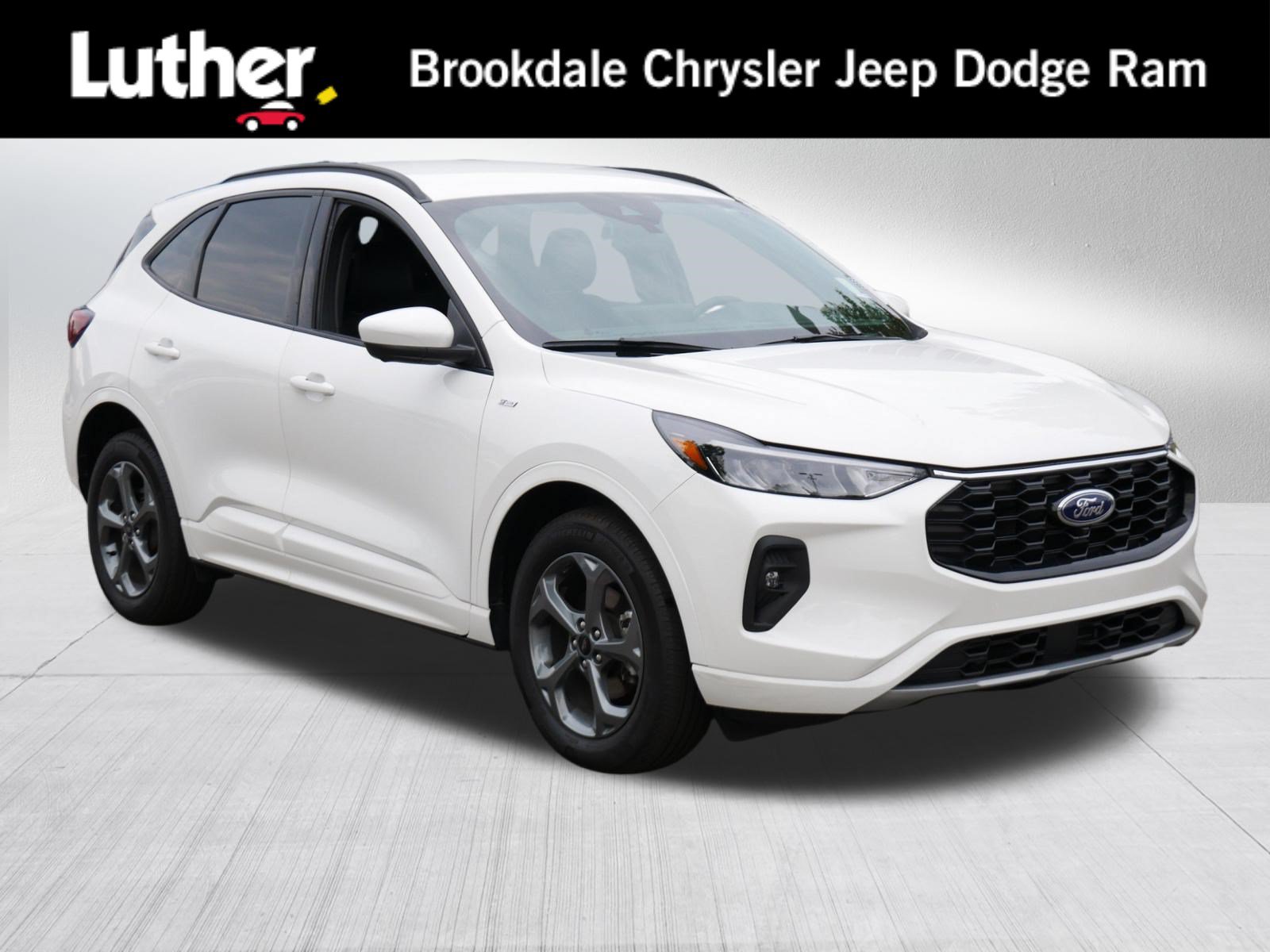 Used 2023 Ford Escape ST-Line Select w/ Tech Pack #2 AWD/4WD image 1
