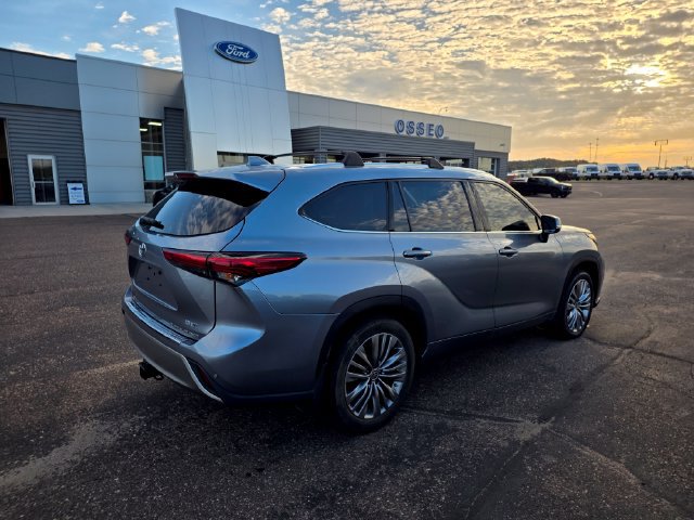 Used 2020 Toyota Highlander Platinum AWD/4WD image 7