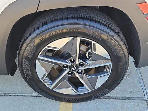 Used 2025 Hyundai Tucson SEL image 8
