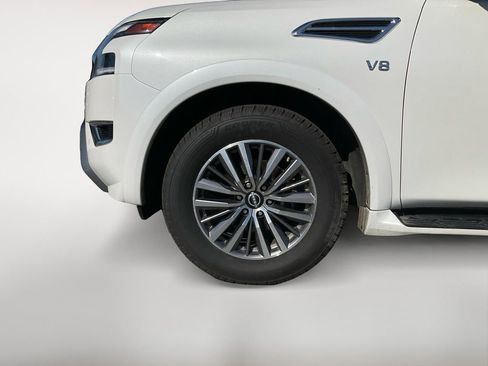 Used 2022 Nissan Armada SL image 37