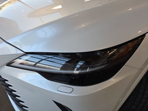 Certified 2025 Lexus RX 350 AWD w/ Convenience Package image 29