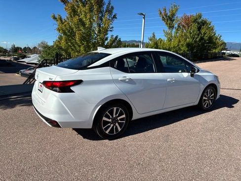 Used 2023 Nissan Versa SV FWD image 7