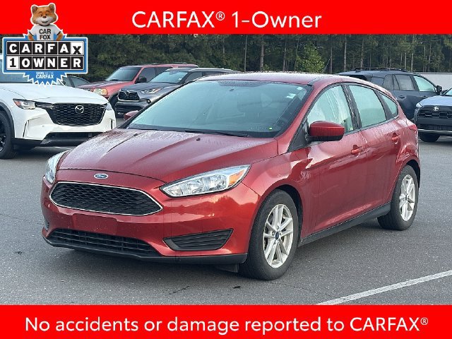 Used 2018 Ford Focus SE FWD image 3