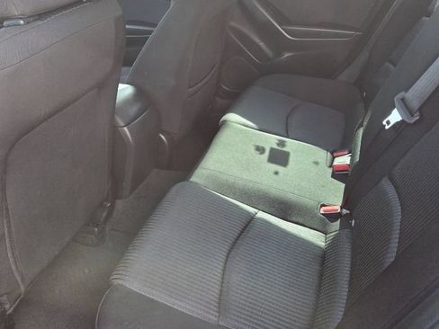Used 2016 MAZDA MAZDA3 i Touring FWD image 9
