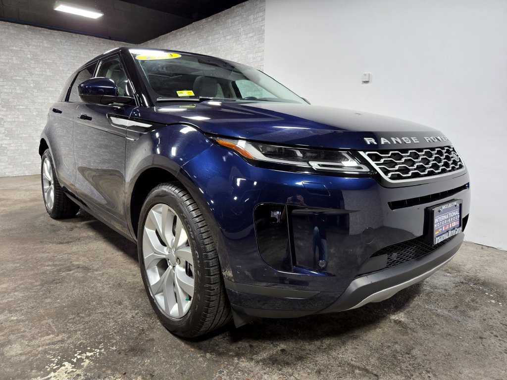 Used 2023 Land Rover Range Rover Evoque SE AWD/4WD image 4