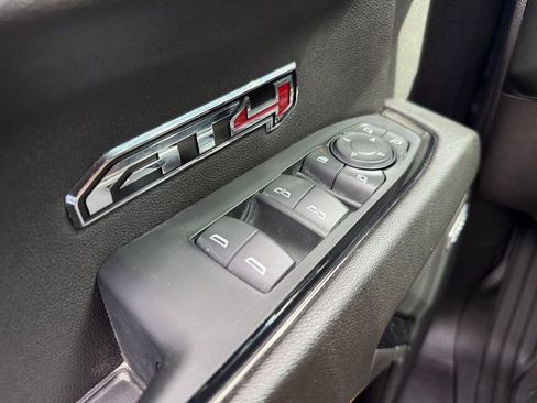 Used 2023 GMC Sierra 1500 AT4 w/ Technology Package AWD/4WD image 26