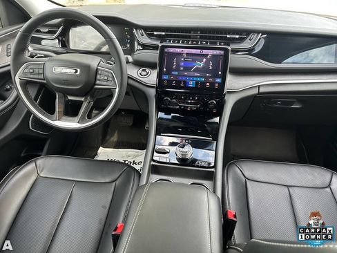 Certified 2023 Jeep Grand Cherokee 4WD 4xe w/ Luxury Tech Group II image 15