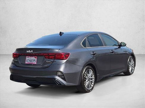 Used 2022 Kia Forte GT-Line FWD image 5
