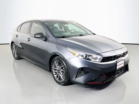 Used 2022 Kia Forte GT-Line w/ GT-Line Premium Package FWD image 4
