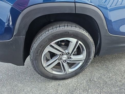 Used 2021 GMC Terrain SLT image 14