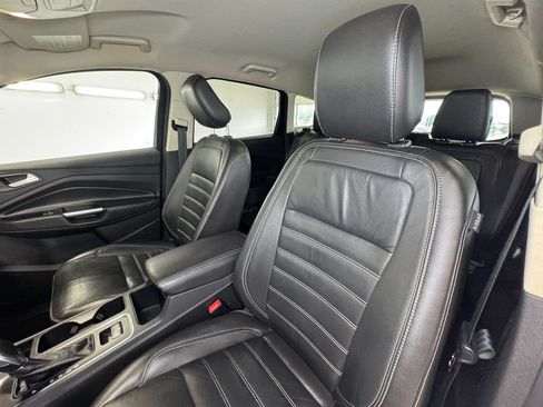Used 2018 Ford Escape SEL w/ Ford Safe & Smart Package AWD/4WD image 13