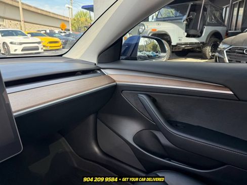 Used 2022 Tesla Model 3 Performance AWD/4WD image 17