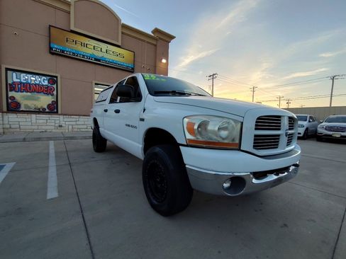 Used 2006 Dodge Ram 1500 Truck SLT w/ TRX4 Group image 2