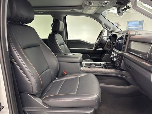 Used 2025 Ford F250 Lariat w/ Lariat Ultimate Package image 26
