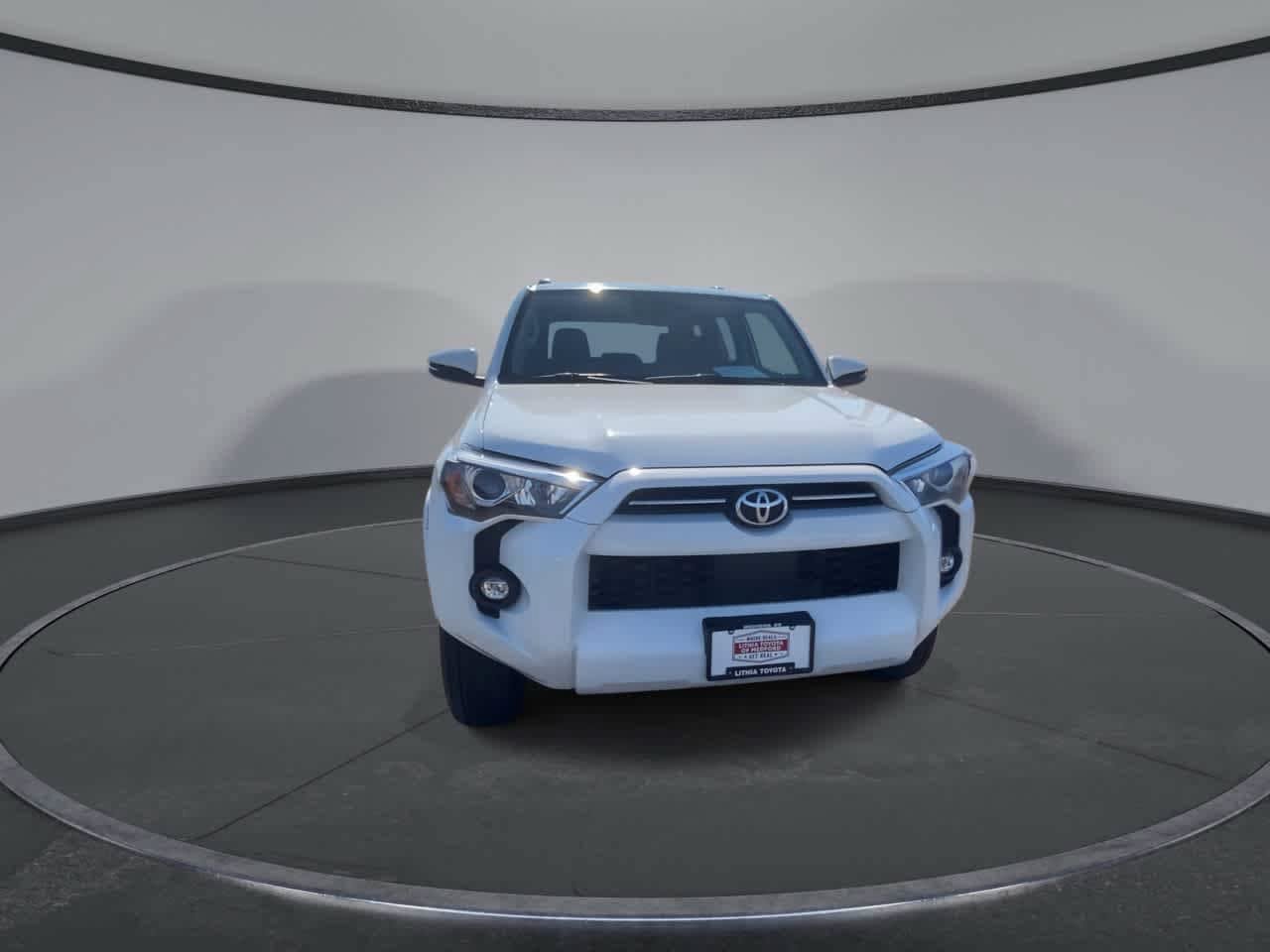 Certified 2021 Toyota 4Runner SR5 Premium w/ Moonroof Package AWD/4WD image 3