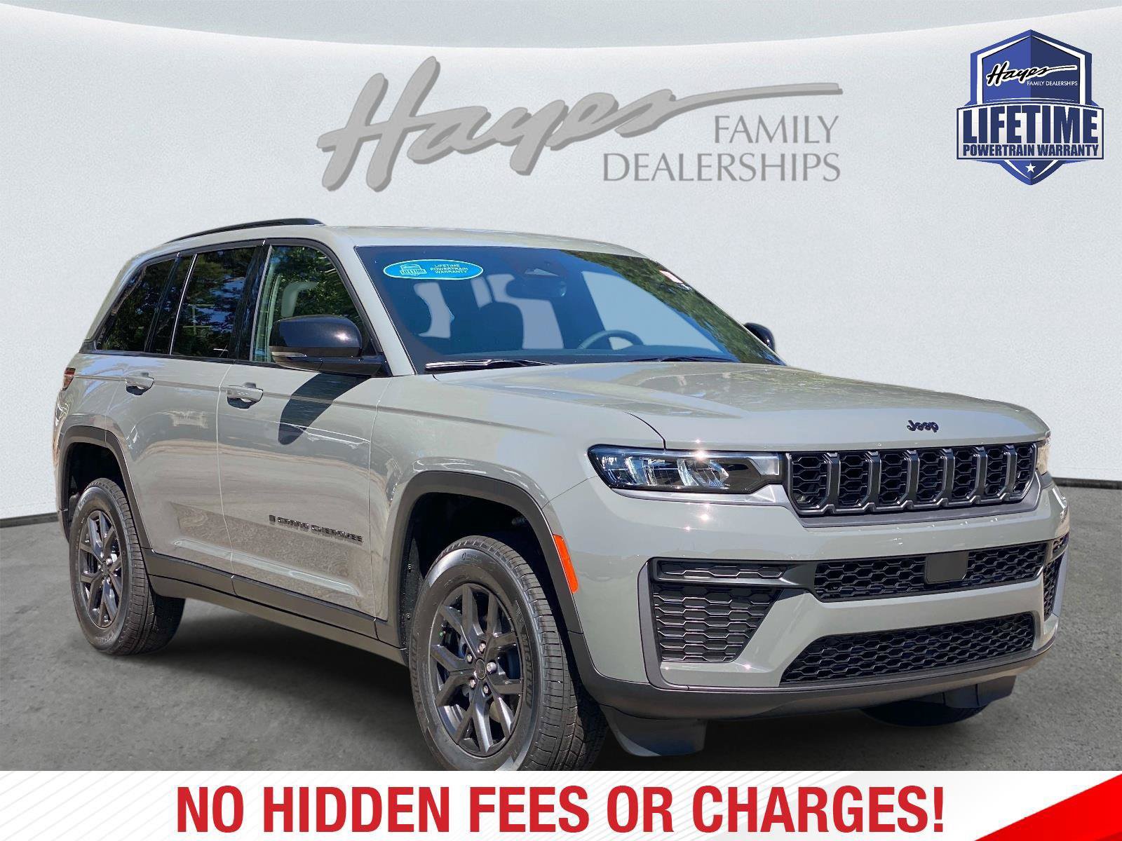 New 2027 Jeep Grand Cherokee Altitude RWD image 2