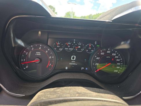 Used 2018 Chevrolet Camaro SS RWD image 6