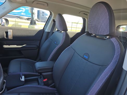 Certified 2025 MINI Cooper Countryman S image 18