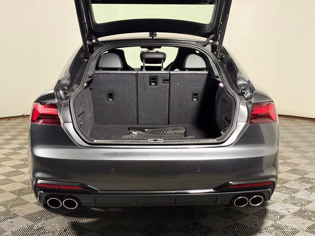 Used 2022 Audi S5 Prestige AWD/4WD image 6