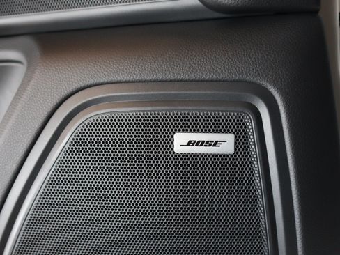 Certified 2026 Porsche Macan AWD/4WD image 25