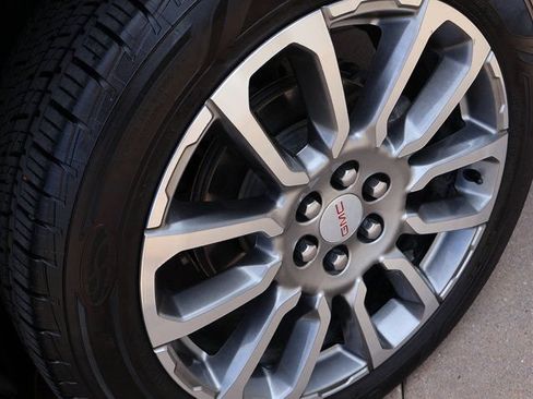 Certified 2023 GMC Acadia Denali w/ Denali Ultimate Package FWD image 51