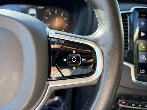 Used 2018 Volvo XC90 T6 Momentum w/ Convenience Package AWD/4WD image 28