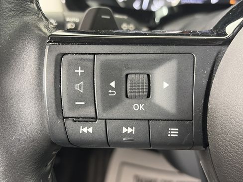 Certified 2023 Nissan Pathfinder SL AWD/4WD image 30