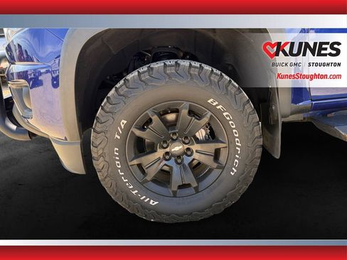 Used 2016 Chevrolet Colorado Z71 AWD/4WD image 11