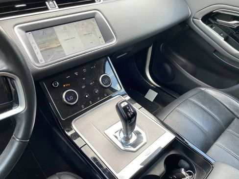 Used 2021 Land Rover Range Rover Evoque S AWD/4WD image 8