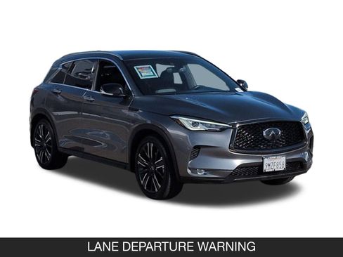 Used 2021 INFINITI QX50 Luxe w/ Appearance Package image 2