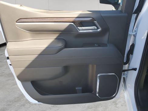 Used 2026 GMC Sierra 1500 Elevation image 17