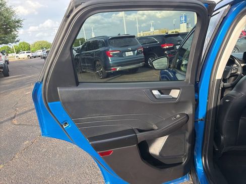 Used 2021 Ford Escape SEL image 21