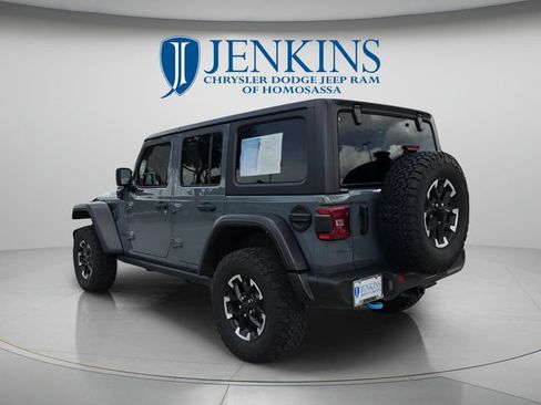 Used 2024 Jeep Wrangler Unlimited Rubicon 4xe AWD/4WD image 7