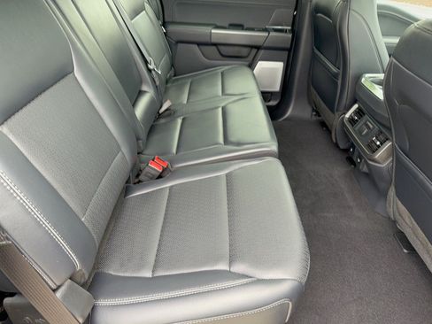 Used 2025 Ford F150 Lariat w/ Equipment Group 502A High AWD/4WD image 29
