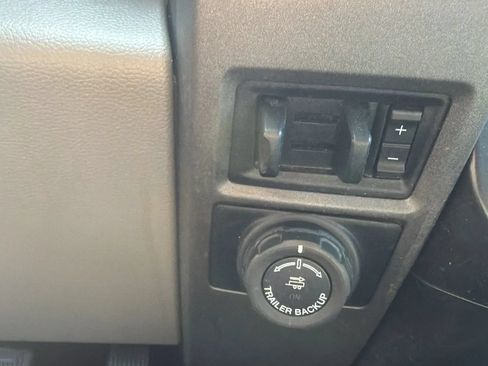 Used 2020 Ford F250 XL w/ STX Appearance Package AWD/4WD image 25