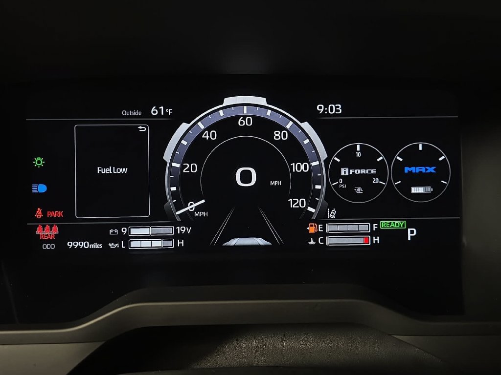 Used 2024 Toyota Tundra Limited AWD/4WD image 15
