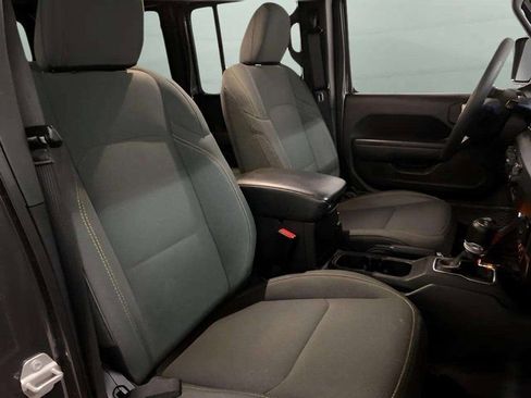 Used 2024 Jeep Wrangler Unlimited image 72