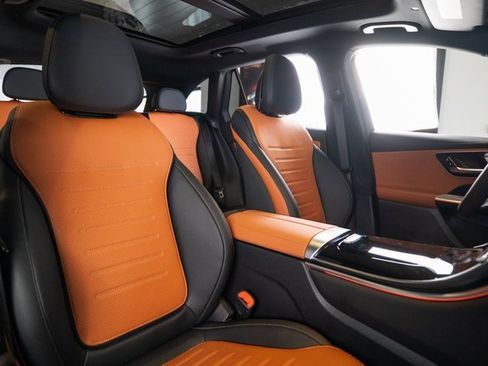 New 2026 Mercedes-Benz GLC 300 4MATIC image 11