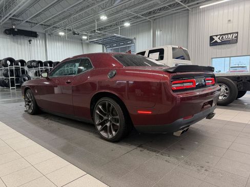 Used 2021 Dodge Challenger R/T Scat Pack RWD image 4