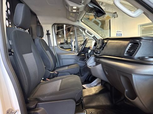 Used 2025 Ford Transit 250 Low Roof w/ Exterior Upgrade Package RWD image 12
