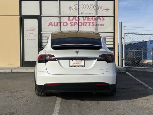 Used 2020 Tesla Model X Long Range image 11