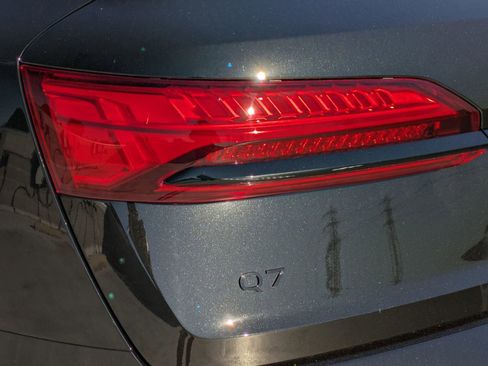 New 2026 Audi Q7 3.0T Premium Plus image 14