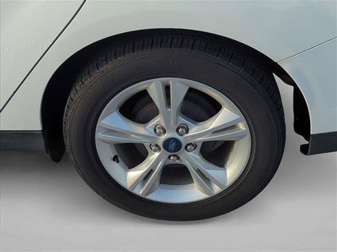 Used 2013 Ford Focus SE FWD image 7