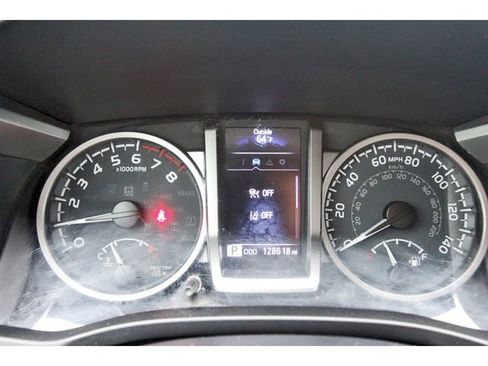 Used 2021 Toyota Tacoma SR5 w/ Trail Edition AWD/4WD image 15