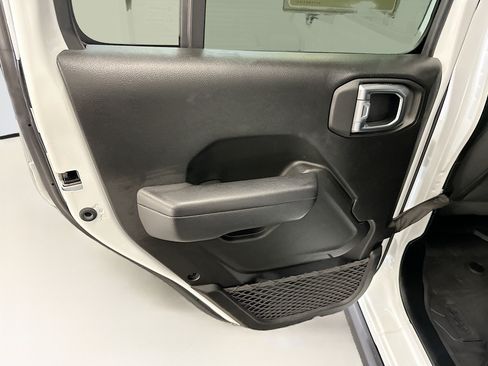 Used 2023 Jeep Wrangler Unlimited w/ 8.4" Radio Group AWD/4WD image 27