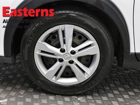 Used 2023 Nissan Kicks S FWD image 31