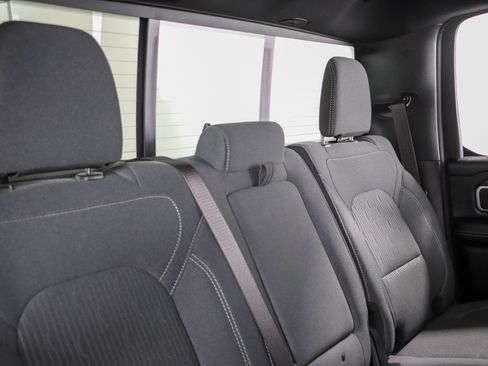 Used 2023 RAM 1500 Big Horn AWD/4WD image 28